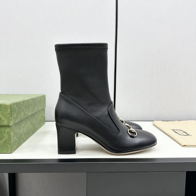 G*u*i boots